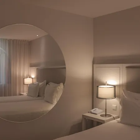 Burgus Tribute & Design 酒店 4*